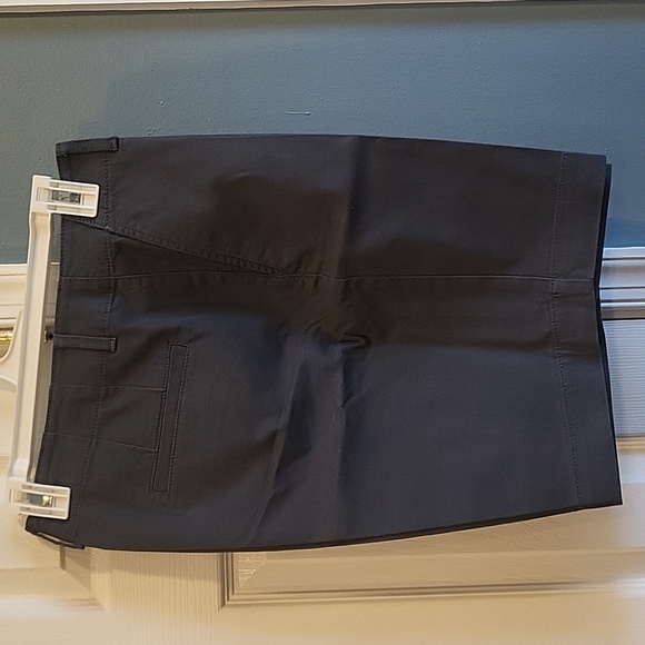 Bermuda shorts - Picture 2 of 3